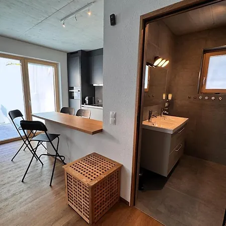 Laroo リート・イム・オーバーインタール